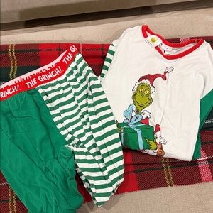 Men Grinch  Pajamas - Green and White